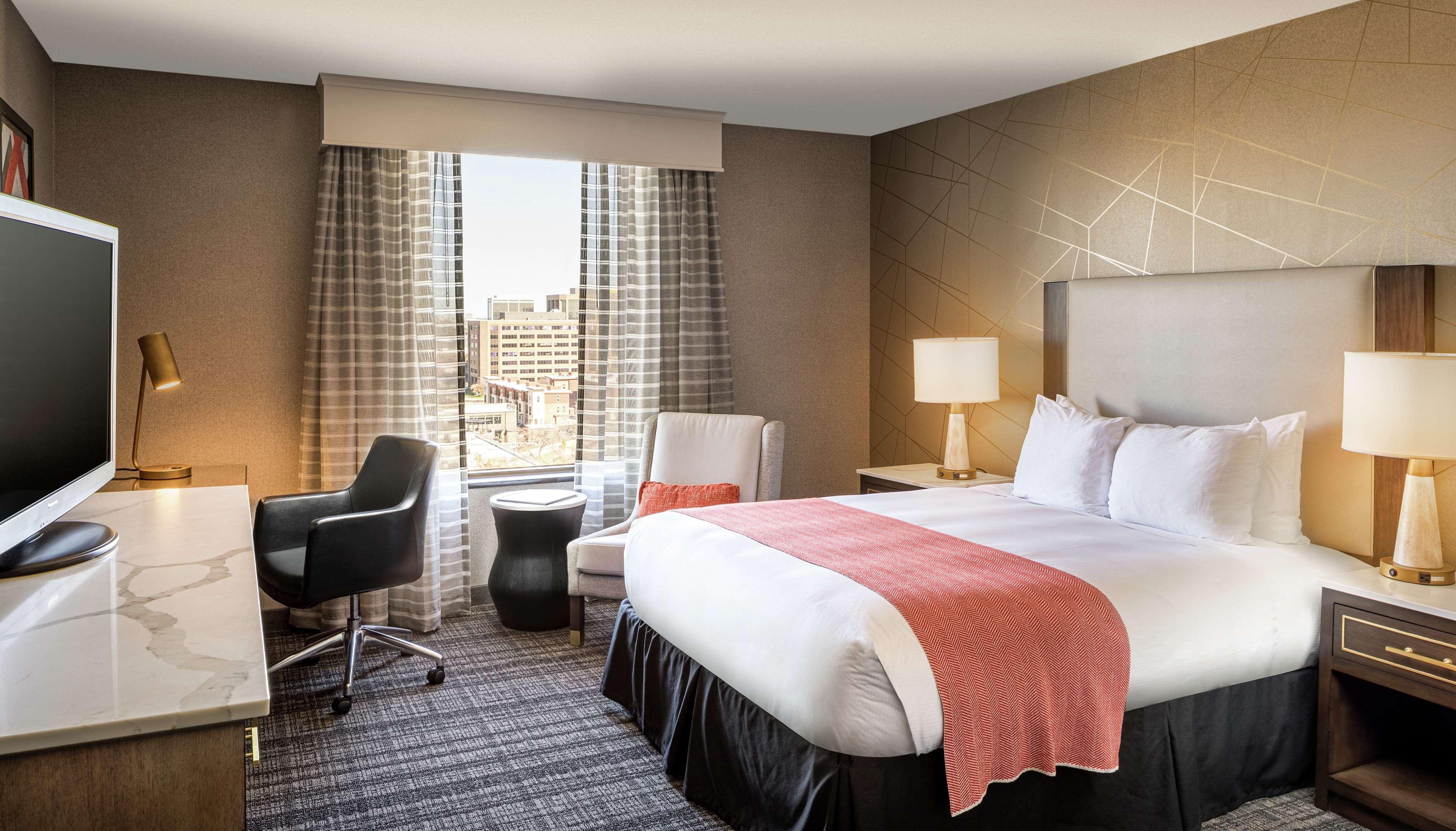 Doubletree By Hilton Dallas Near The Galleria Εξωτερικό φωτογραφία