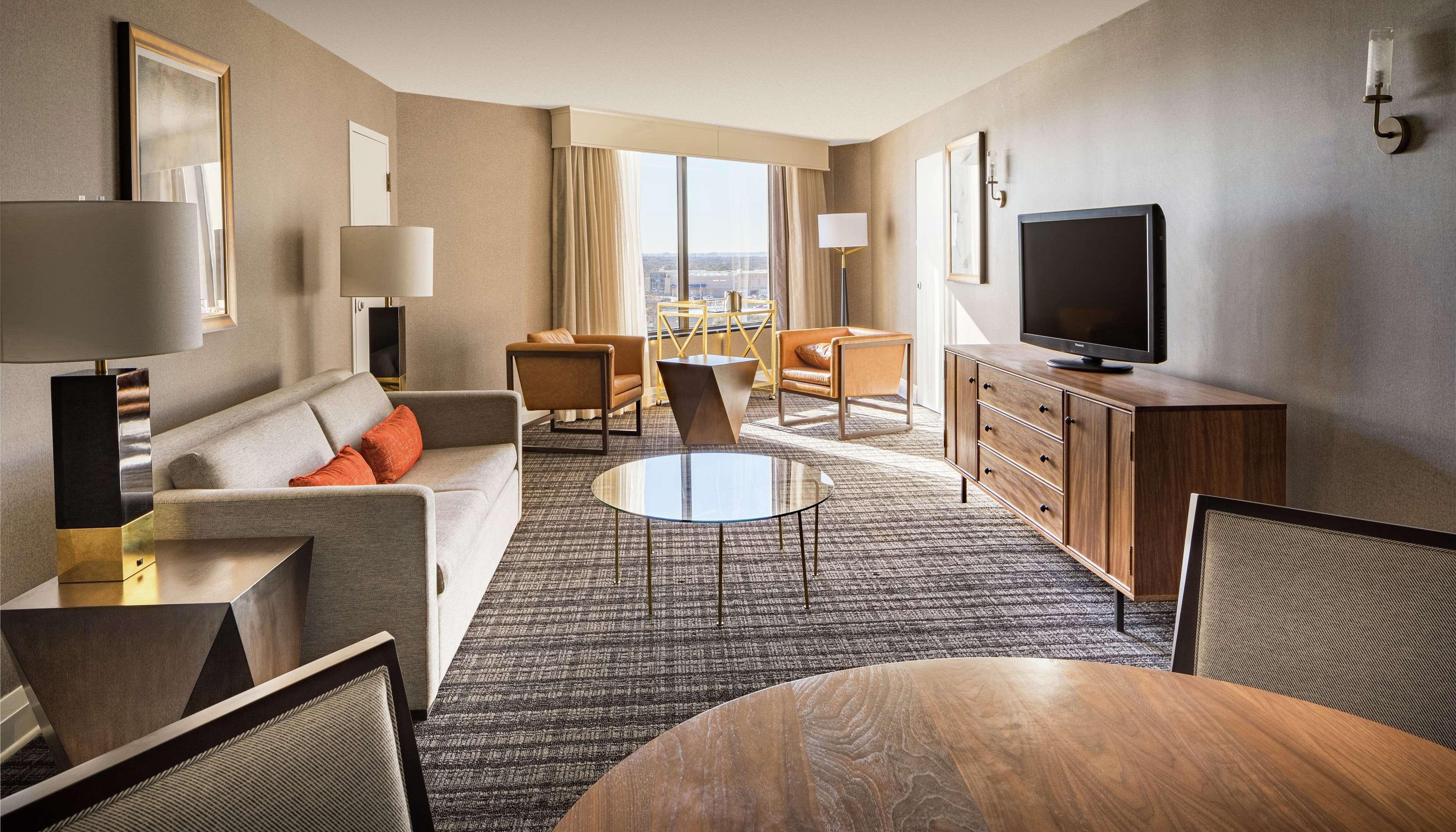 Doubletree By Hilton Dallas Near The Galleria Εξωτερικό φωτογραφία